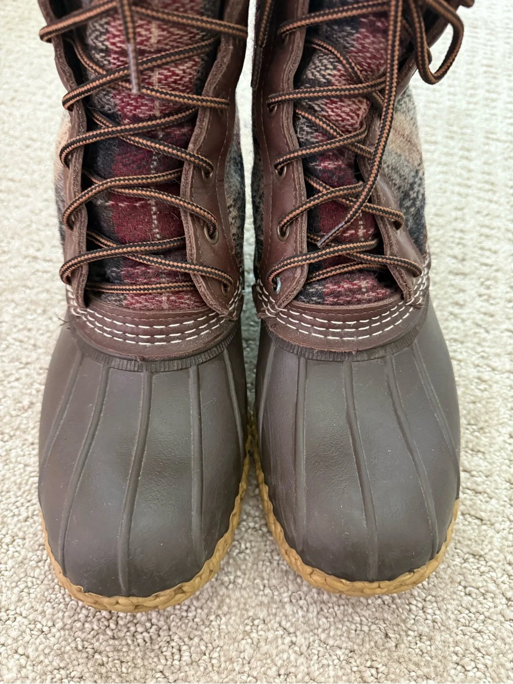 LL bean boots plaid duck boot shearling fur lining made in USA sz 8 gorpcore
